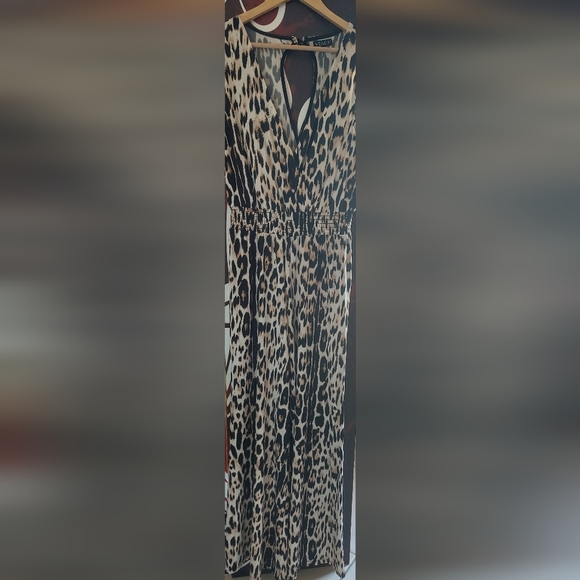 Lepard Jumpsuit - Picture 3 of 5